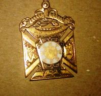 Vintage hotsell masonic jewelry